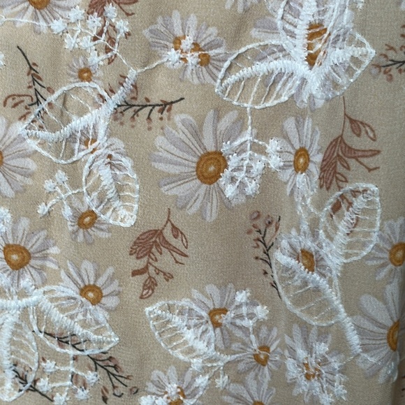 L.I.F.E. Butter Yellow Embroidered Cutout Maxi Dress Sz LRG Cottagecore Daisy - Picture 6 of 6